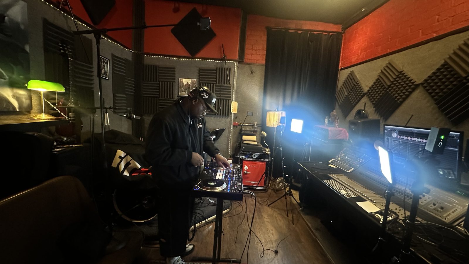 Pioneer CDJ-3000 DJ setup